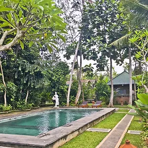 wana-ukir-ubud.ubudhotelsnow.com/